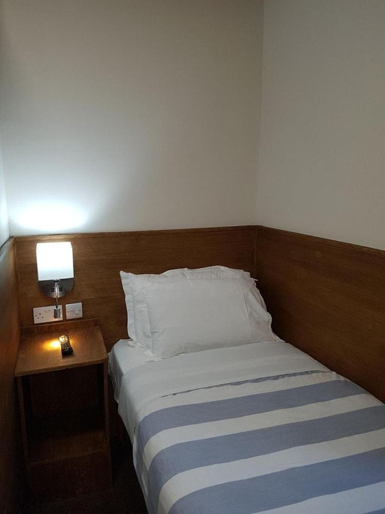 Cambridge House Hotell Edinburg Exteriör bild